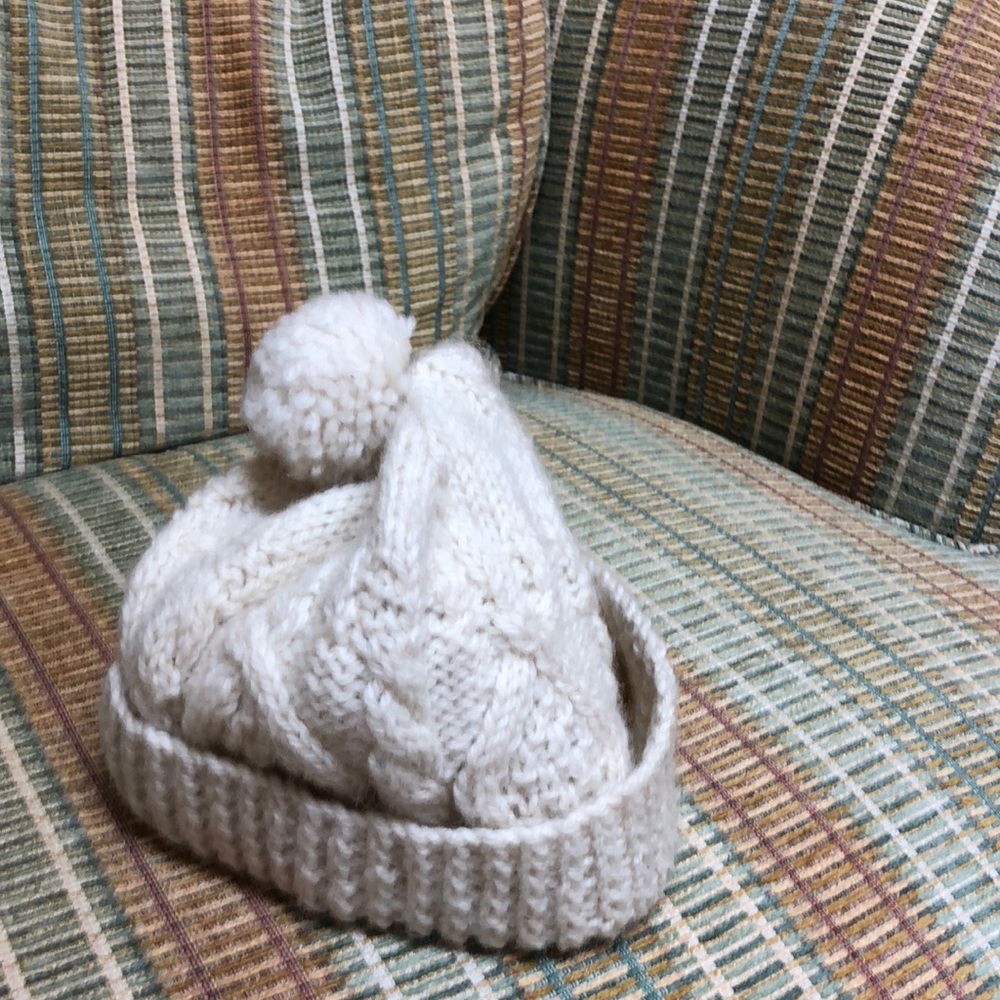 Hand Knit Cap - Picture 2 of 2